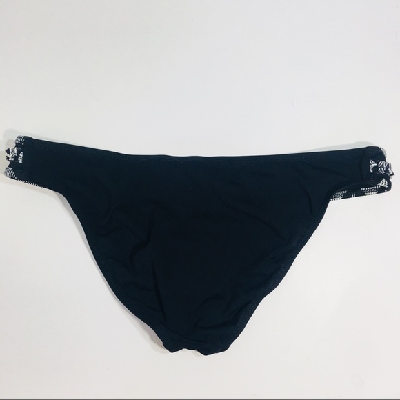 Kenneth Cole Reaction | Black & White Tankini XL - Picture 7 of 8